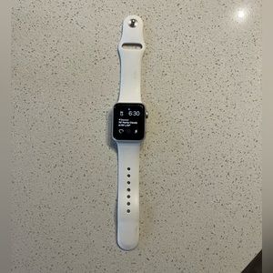 Series 3 Apple Watch GPS